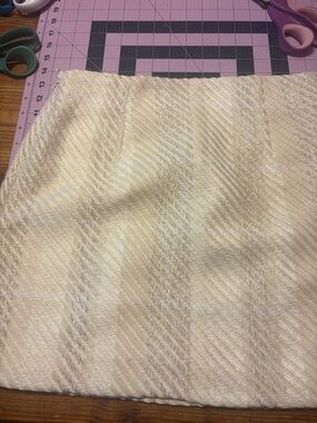 H&M Cream Textured Mini Skirt